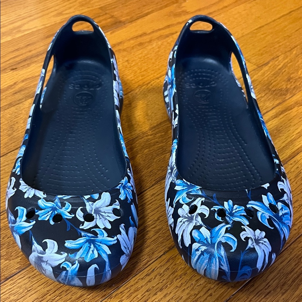 Crocs Flats